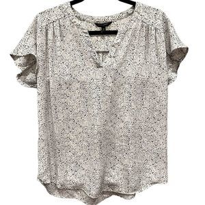 Banana Republic-Short Sleeve, Feminine, Lightweight Blouse. Preowned in …